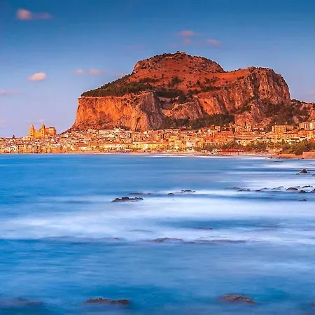 Maria's - Free Parking Area, No Ztl Cefalu
